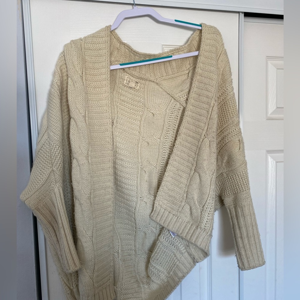 Cream colored la hearts sweater one size for all!
